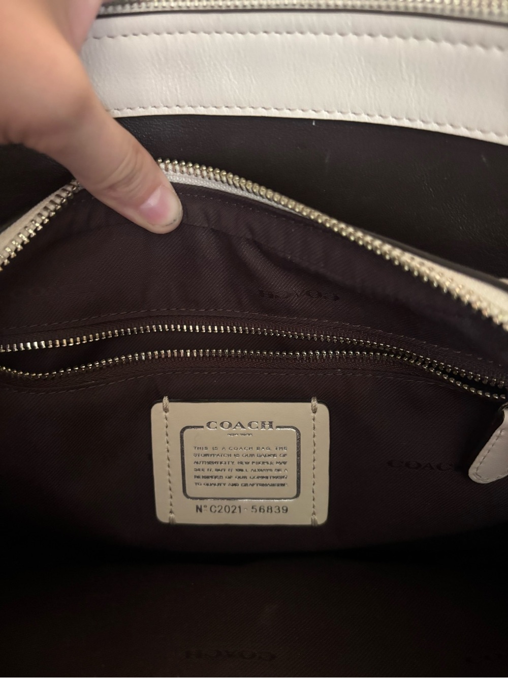 Brooklyn Carryall in Chalk White - Picture 3 of 9